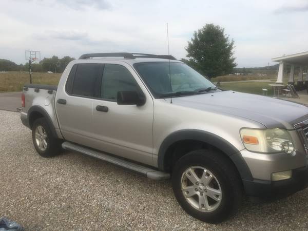 2007 Ford Explorer Sport Trac for sale in Brownstown, IN – photo 2