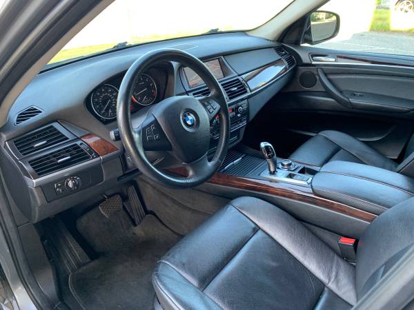 2010 BMW X5 xDrive30i / FULLY LOADED / SUPER SPACIOUS / ALL WHEELDRIVE for sale in San Mateo, CA – photo 16