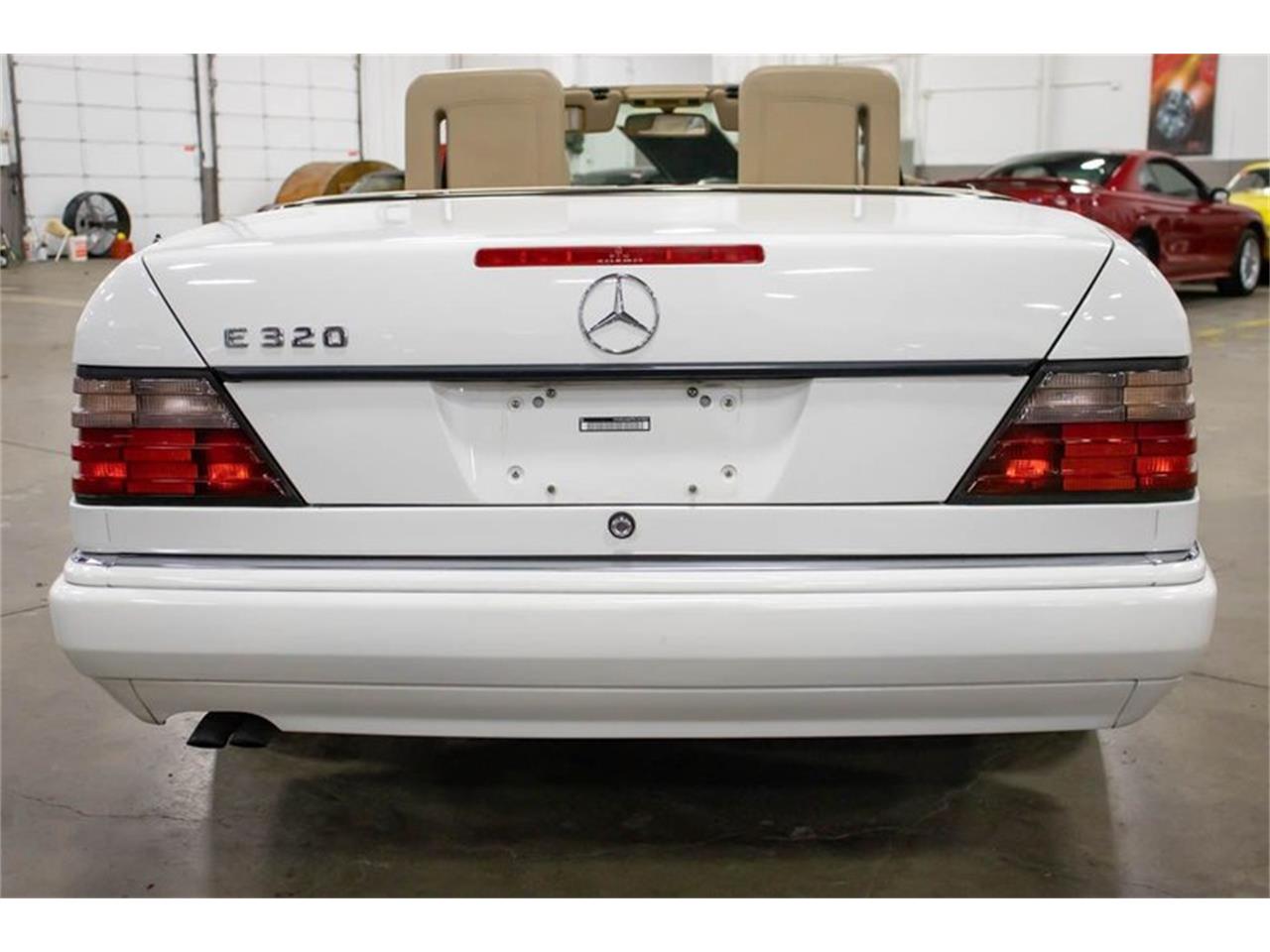 1995 Mercedes-Benz E320 for sale in Kentwood, MI – photo 5