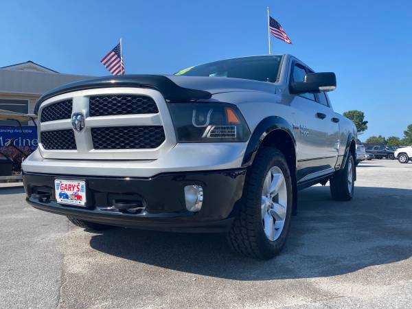 2014 RAM 1500 QUADCAB 4X4 - cars & trucks - by dealer - vehicle... for sale in Sneads Ferry, NC – photo 2