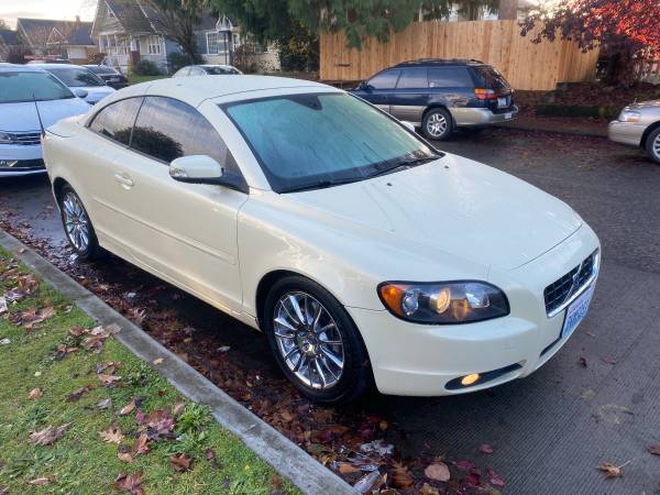 2009 Volvo C70 T5 - cars & trucks - by owner - vehicle automotive sale for sale in Auburn, WA – photo 2
