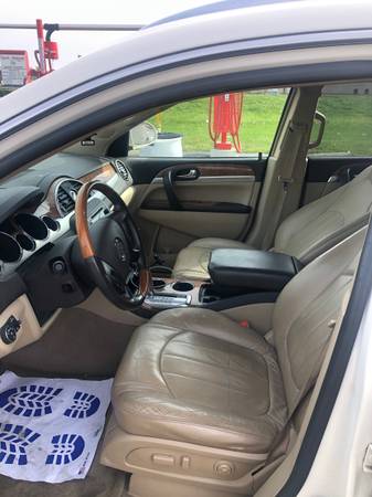 2008 Buick Enclave - cars & trucks - by owner - vehicle automotive... for sale in Columbus, OH – photo 9