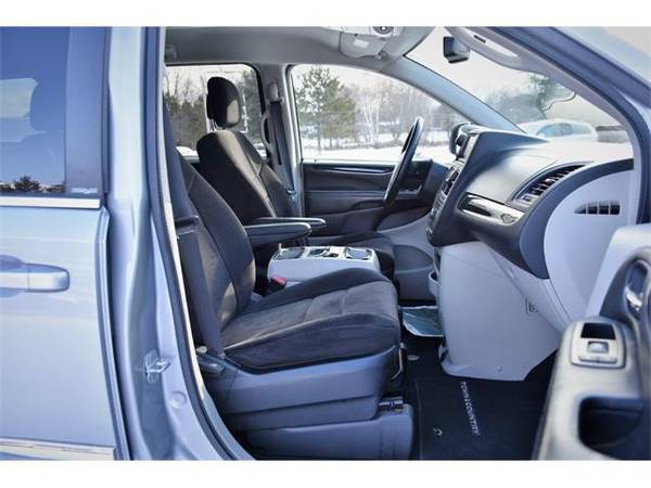 2014 Chrysler Town and Country Touring 4dr Mini Van - mini-van for sale in Fair Haven, NY – photo 10