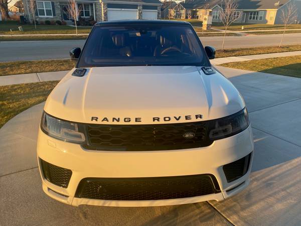 Range Rover Sport HST - cars & trucks - by owner - vehicle... for sale in Crown Point, IL – photo 2