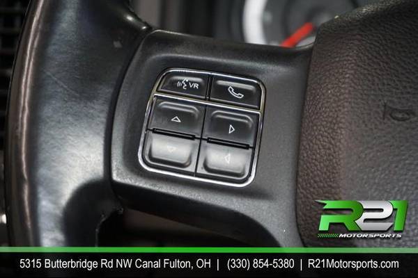 2014 RAM 1500 SLT Crew Cab SWB 4WD Your TRUCK Headquarters! We for sale in Canal Fulton, OH – photo 17