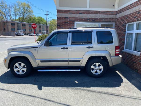 2011 Jeep Liberty for sale in Reading, MA – photo 2