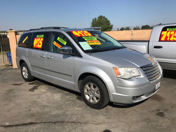 2009 CHRYSLER TOWN & COUNTRY>EXTRA CLEAN>CALL909 990331 24HR - cars... for sale in BLOOMINGTON, CA – photo 2