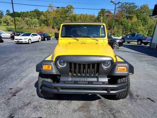 2006 JEEP WRANGLER X---2 DR---4WD--129K MILES-- YELLOW - cars &... for sale in Lenoir, SC – photo 2