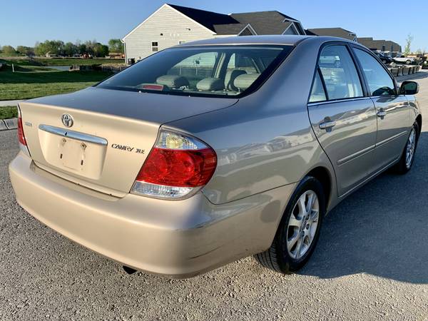 2005 Toyota Camry XLE - - by dealer - vehicle for sale in Whiteland, IN – photo 5