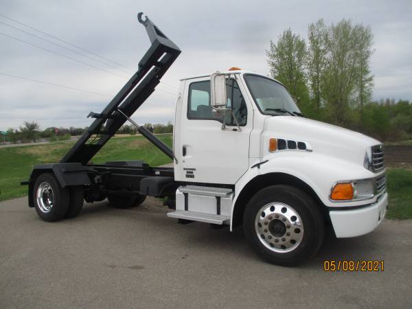 2007 Sterling Acterra Hooklift Truck 1 Owner Perfect for sale in Jordan, MN – photo 2