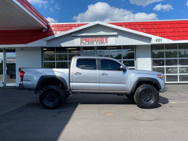 2017 Toyota Tacoma TRD Off Road 4x4 4dr Double Cab 5 0 ft SB 6A for sale in Charlotte, NC – photo 2
