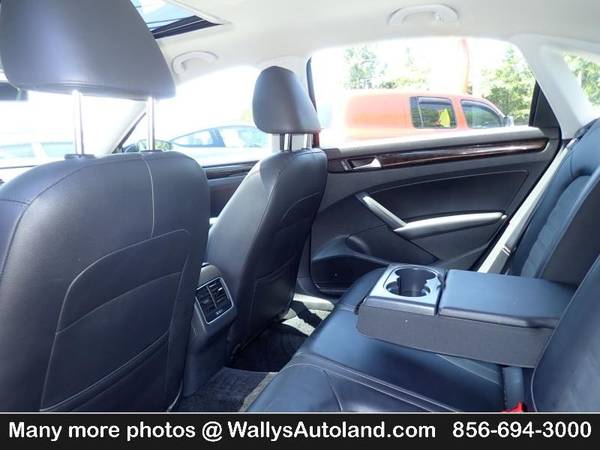 2015 Volkswagen Passat 2.0L TDI SEL Premium 4dr Sedan 6A - cars &... for sale in Franklinville, NJ – photo 5