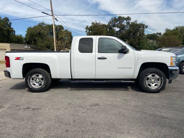 2013 CHEVY SILVERADO Z71 4x4 extended cab for sale in Fort Worth, TX – photo 3