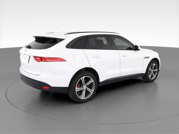 2018 Jag Jaguar FPACE 20d Premium Sport Utility 4D suv White -... for sale in Dallas, TX – photo 11
