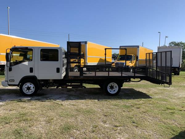 Commercial Trucks-2016 Chevrolet W4500 Crew Cab-Landscaper - cars & for sale in Palmetto, FL – photo 4