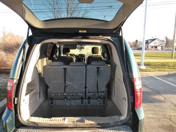 09 Grand caravan 3 3 with stow n go seating - - by for sale in Montgomery, NY – photo 13
