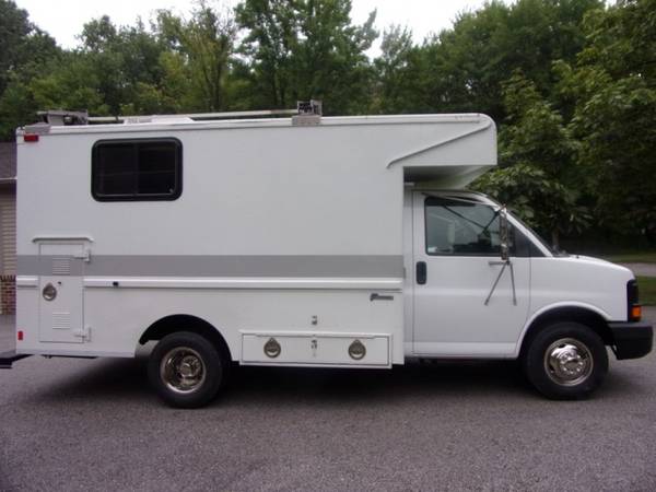 Splicing Van 05 GMC Cutaway Van ONLY 47576 Miles for sale in cumberland val, PA – photo 3