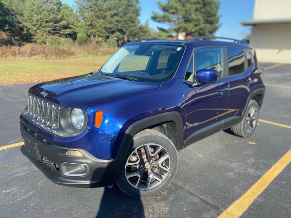 2017 Jeep Renegade Latitude 4x4 4dr SUV - cars & trucks - by dealer... for sale in Des Arc, AR – photo 3