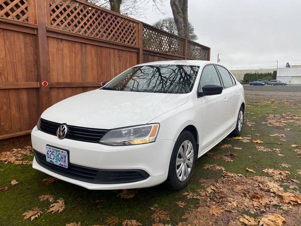 2013 Volkswagen Jetta - - cars & trucks - by dealer - vehicle... for sale in Dallas, OR – photo 2