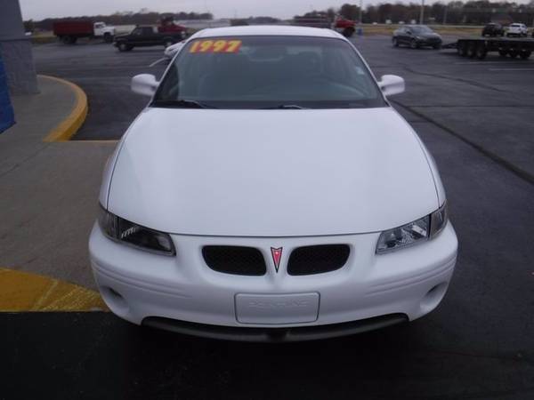 1997 Pontiac Grand Prix GT - cars & trucks - by dealer - vehicle... for sale in Daleville, IN – photo 10