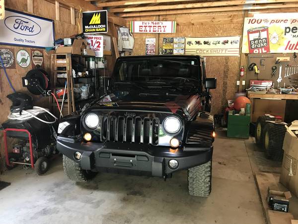 2017 Jeep Wrangler Unlimited Special Winter Edition for sale in Rouseville, PA – photo 17