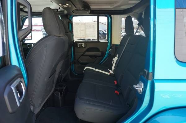 Pre-Owned 2020 Jeep Wrangler Unlimited Sahara 4 Door 4X4 LIKE for sale in Kittitas, WA – photo 10