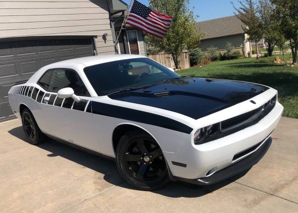2012 Dodge Challenger High Outfit only 102k Miles Perfect Condition for sale in Wichita, KS