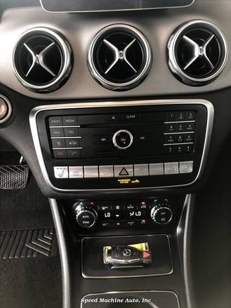 2018 Mercedes Benz GLA-Class GLA250 4MATIC - cars & trucks - by... for sale in Austin, TX – photo 21