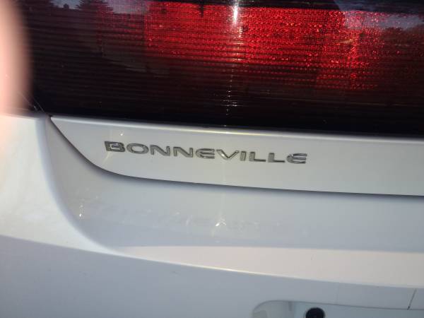 Classic GXP Pontiac Bonneville V8 - cars & trucks - by owner -... for sale in Springfield, MO – photo 19