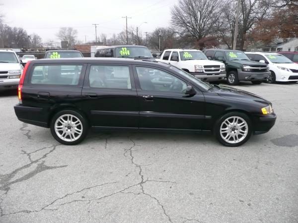 2003 VOLVO V70 wagon - cars & trucks - by dealer - vehicle... for sale in KCMO, MO – photo 9