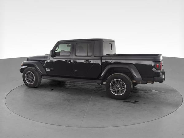 2020 Jeep Gladiator Overland Pickup 4D 5 ft pickup Black - FINANCE -... for sale in Visalia, CA – photo 6