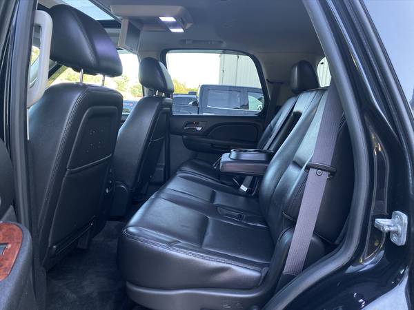 2013 Chevy Tahoe LTZ 4WD SUV ★ 1-OWNER ★ 2YR WARRANTY ★ for sale in Rockland, MA – photo 13