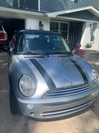 Mini Cooper 2006 - cars & trucks - by owner - vehicle automotive sale for sale in Indianapolis, IN – photo 2
