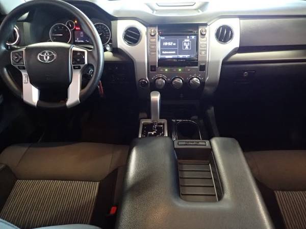 2017 Toyota Tundra 4WD 4x4 SR5 4dr CrewMax Cab Pickup SB (5.7L V8), Dk for sale in Gretna, NE – photo 20