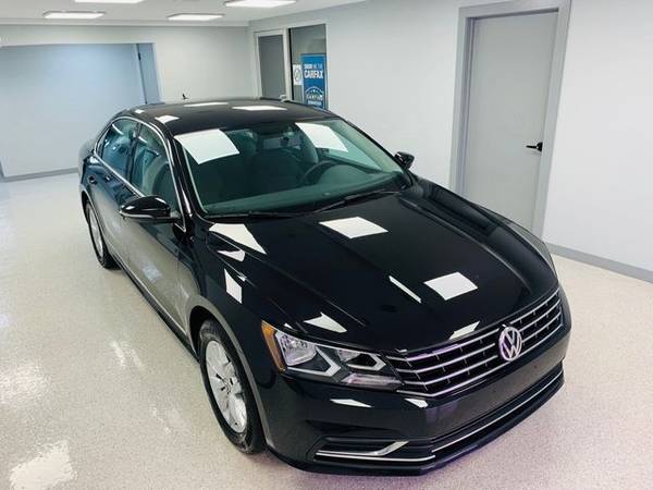 2017 Volkswagen Passat 1.8T S Automatic *GUARANTEED CREDIT APPROVAL*... for sale in Streamwood, IL – photo 8
