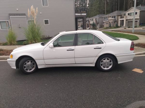 1998 Mercedes C230, 2.3L 4cyl. NON turbo!!! Phenomenal condition -... for sale in Lynnwood, WA – photo 5