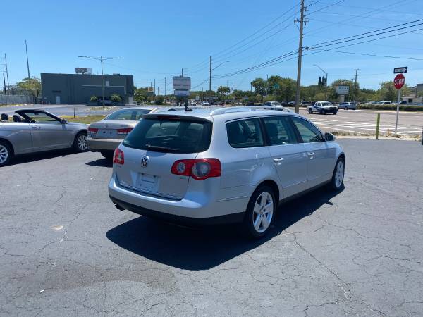 2009 Volkswagen Passat Wagon Immaculate Condition - cars & for sale in St.petersburg, FL – photo 4