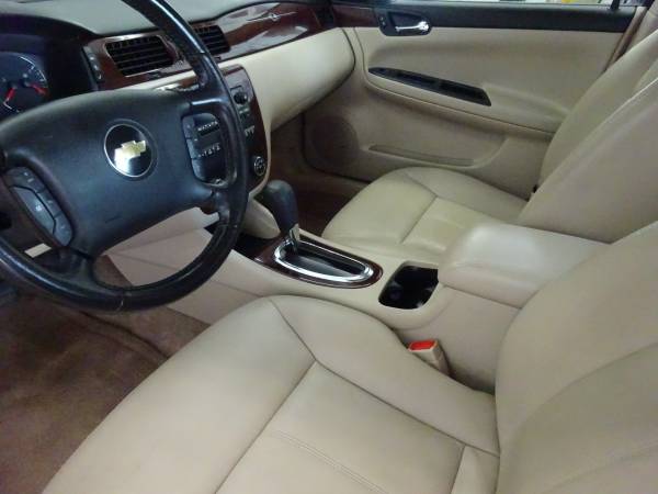 2011 Chevy Impala LT 133, 000 miles Bose Heated leather Sunroof for sale in West Allis, WI – photo 5