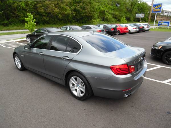 2011 BMW 5 Series 4dr Sdn 528i RWD - - by dealer for sale in Roanoke, VA – photo 3