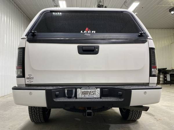 2011 Chevrolet Silverado 1500 Crew Cab - Small Town & Family Owned! for sale in Wahoo, NE – photo 4