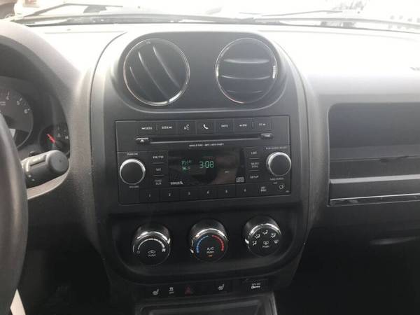 2013 JEEP COMPASS,1 OWNER NO ACCIDENTS,4X4,BOSTON ACOUSTIC SOUND -... for sale in Abington, MA – photo 17
