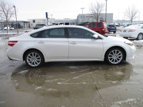 2015 Toyota Avalon Limited, Leather, Sun, Nav, Loaded! Beautiful... for sale in Fargo, ND – photo 5