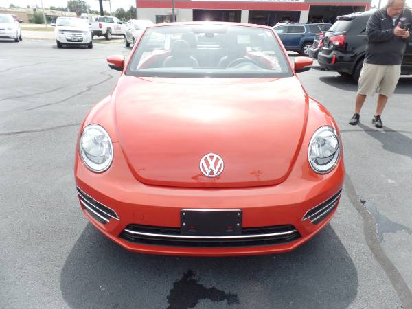 2017 vw beetle convertible for sale in Jonesboro, AR – photo 2