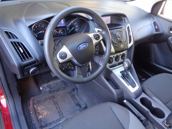 2013 Ford Focus SE Sedan for sale in Marion, IA – photo 12