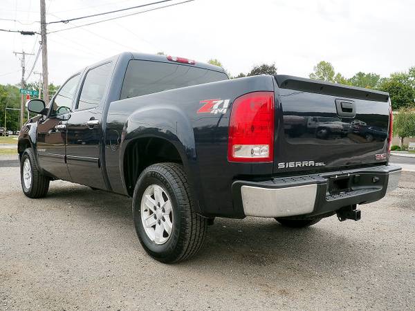2007 GMC Sierra SLE Crew Cab 4X4 Auto Air Full Power Super Nice for sale in West Warwick, CT – photo 8