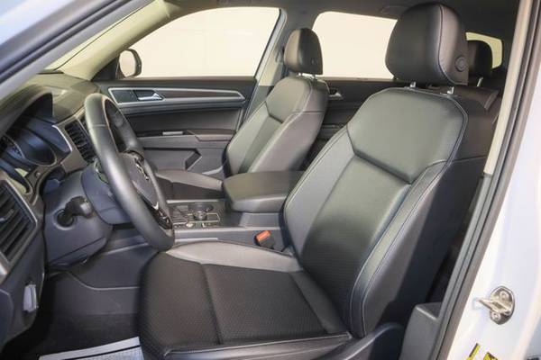 2019 Volkswagen Atlas, Pure White - - by dealer for sale in Wall, NJ – photo 20