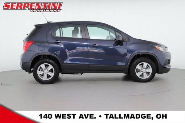 2018 Chevy Chevrolet Trax LS suv Storm Blue Metallic - cars & trucks... for sale in Tallmadge, OH – photo 4