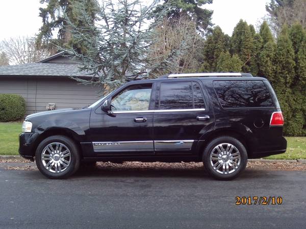2007 Lincoln Navigator with 3.73 axle ratio - cars & trucks - by... for sale in Vancouver, OR – photo 3