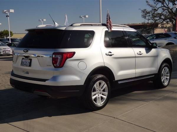 2019 *Ford* *Explorer* *XLT 4WD* - cars & trucks - by dealer -... for sale in Paso robles , CA – photo 9