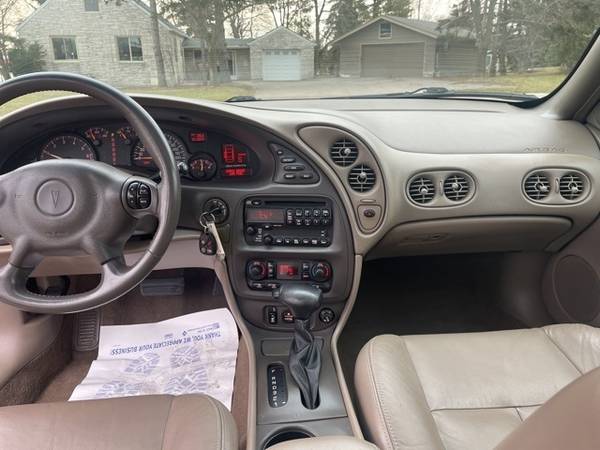 2005 Pontiac Bonneville SLE - - by dealer - vehicle for sale in Greenfield, WI – photo 20